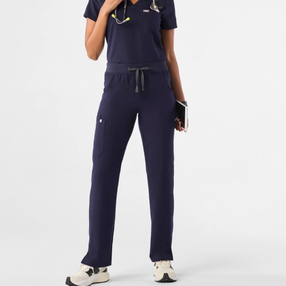 Figs Kade Cargo Scrub Pants